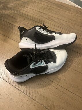 Under Armour White and Black Men's Sneakers